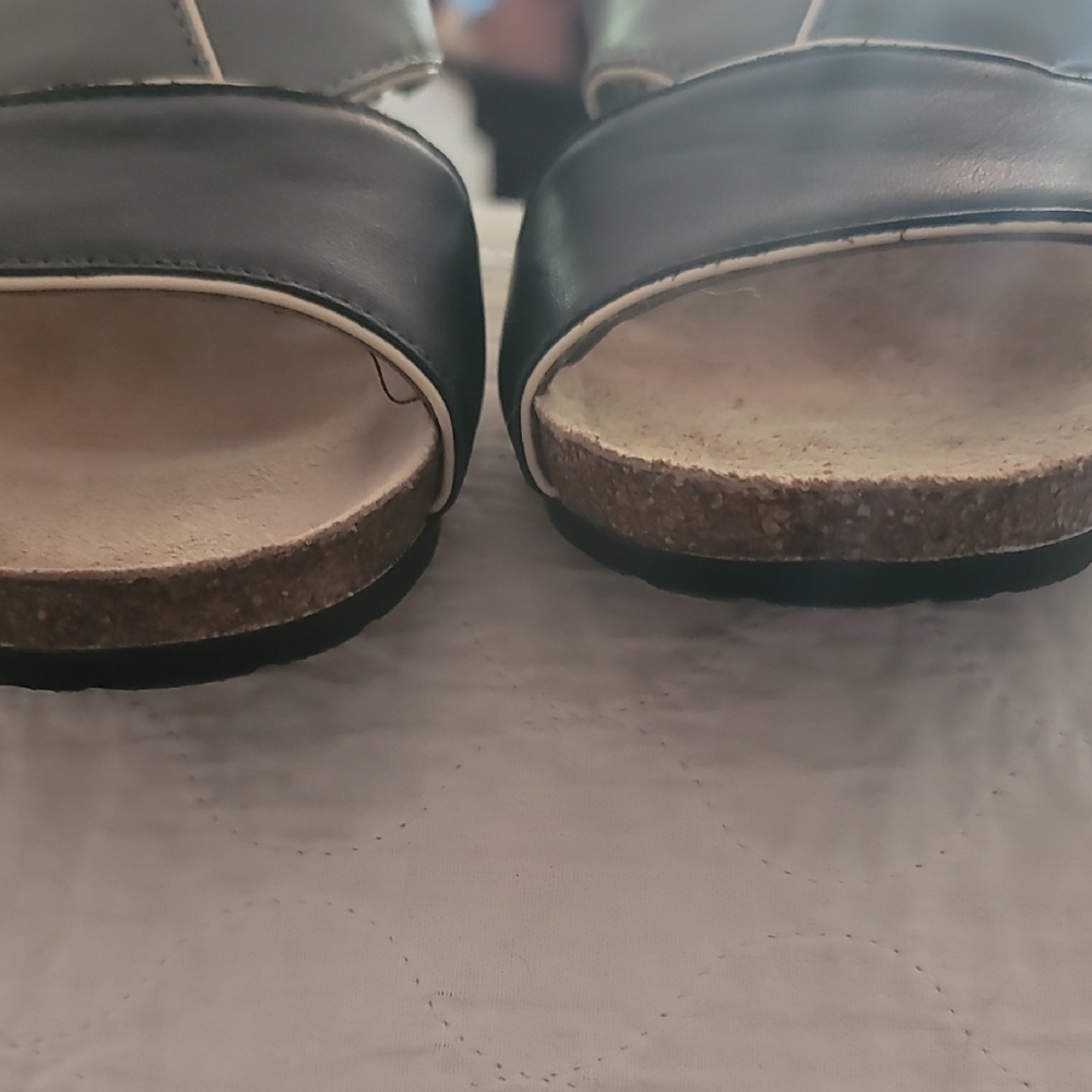 Naot Genuine Leather Sandals - Picture 8 of 8
